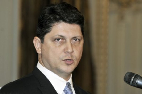 Corlăţean: Duminică voi avea vizita ministrului de Externe canadian